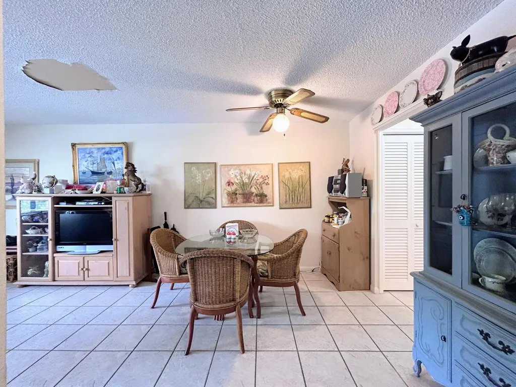 340 Horizons W Boynton Beach FL 33435
