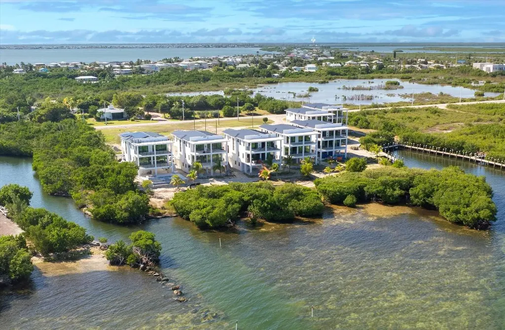 231 E Shore Drive Key West FL 33040