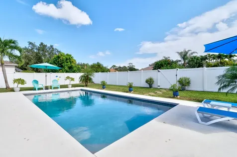 150 36th Court SW Vero Beach FL 32968