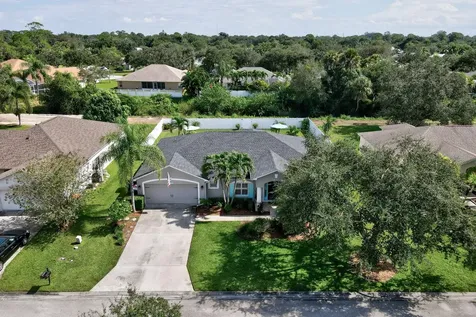 150 36th Court SW Vero Beach FL 32968