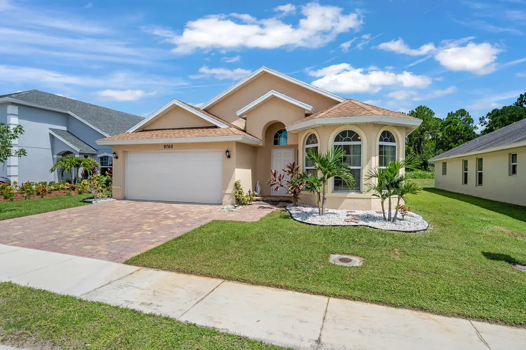 9760 Palm Breezes Drive Fort Pierce FL 34945