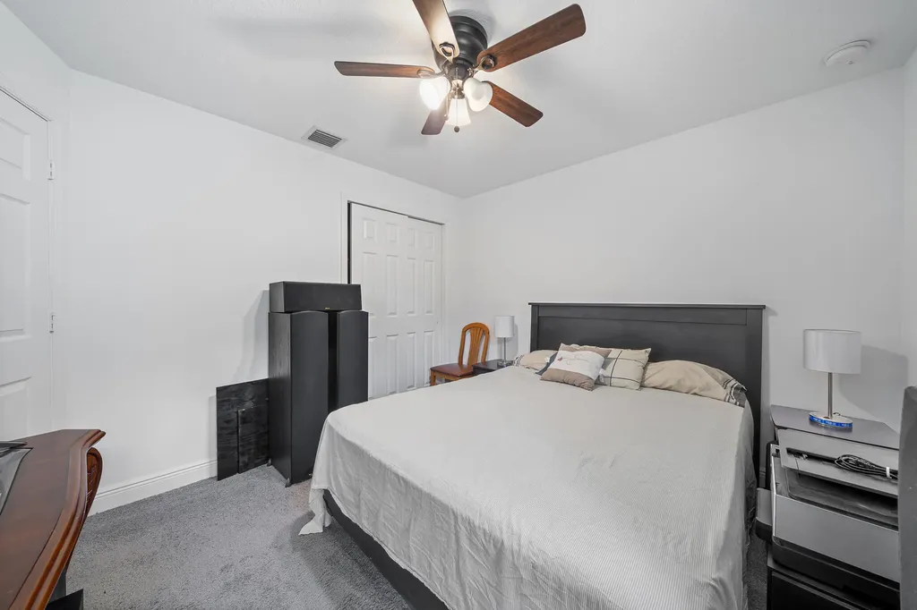 9760 Palm Breezes Drive Fort Pierce FL 34945