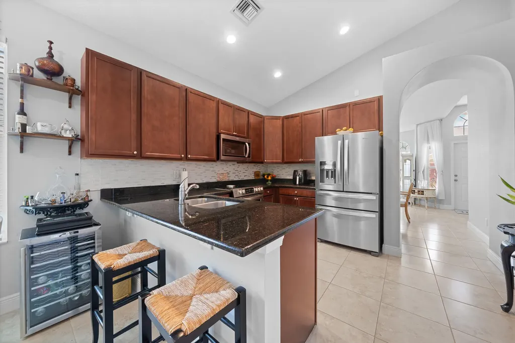 9760 Palm Breezes Drive Fort Pierce FL 34945