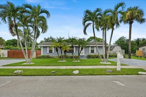 1705 Boardman Avenue Mangonia Park FL 33407