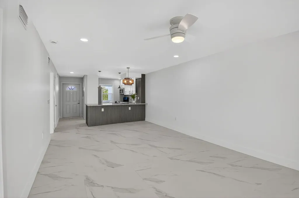 9886 Marina Boulevard Boca Raton FL 33428