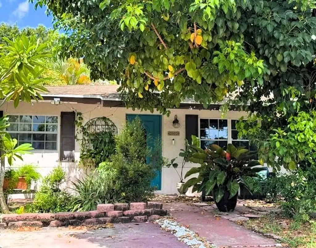 3803 Heather Drive W Greenacres FL 33463