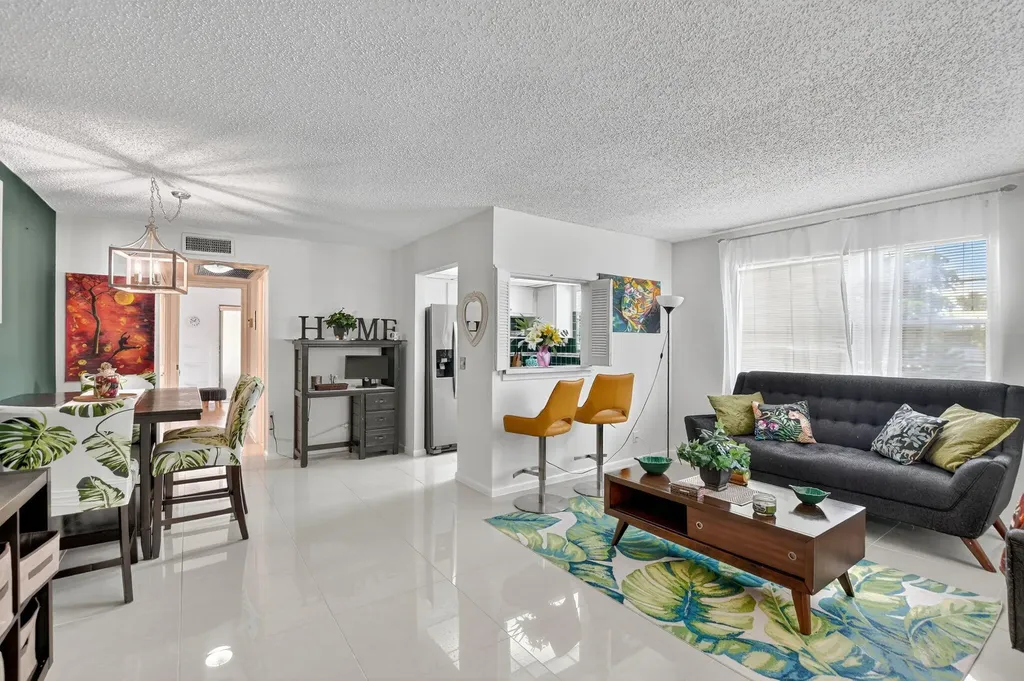 425 Durham N Deerfield Beach FL 33442