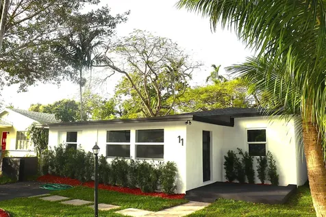11 NW 117th Street Miami FL 33168