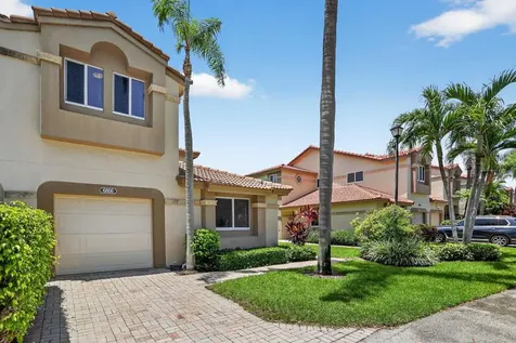 6806 Via Regina Boca Raton FL 33433