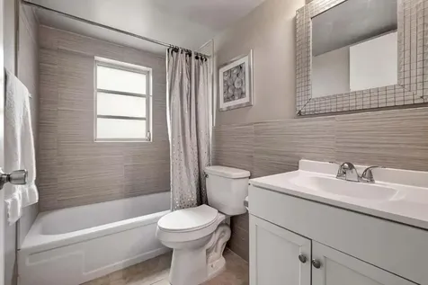 25 Abbey 101 Lane Delray Beach FL 33446