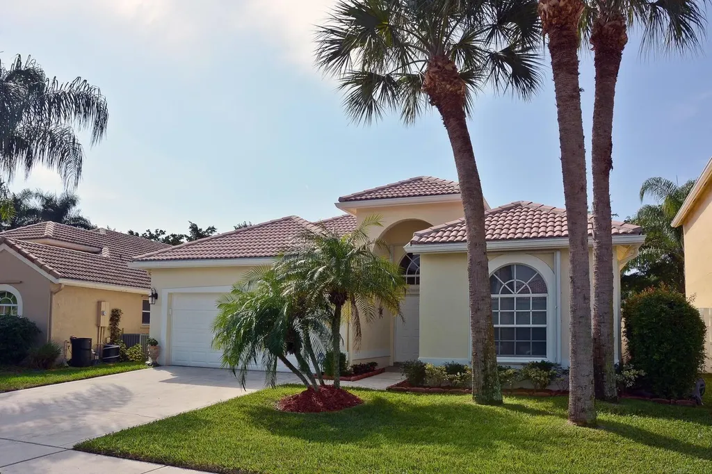 6042 Newport Village Way Lake Worth FL 33463