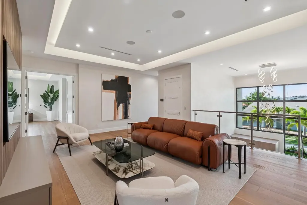 354 NE 4th Street Boca Raton FL 33432