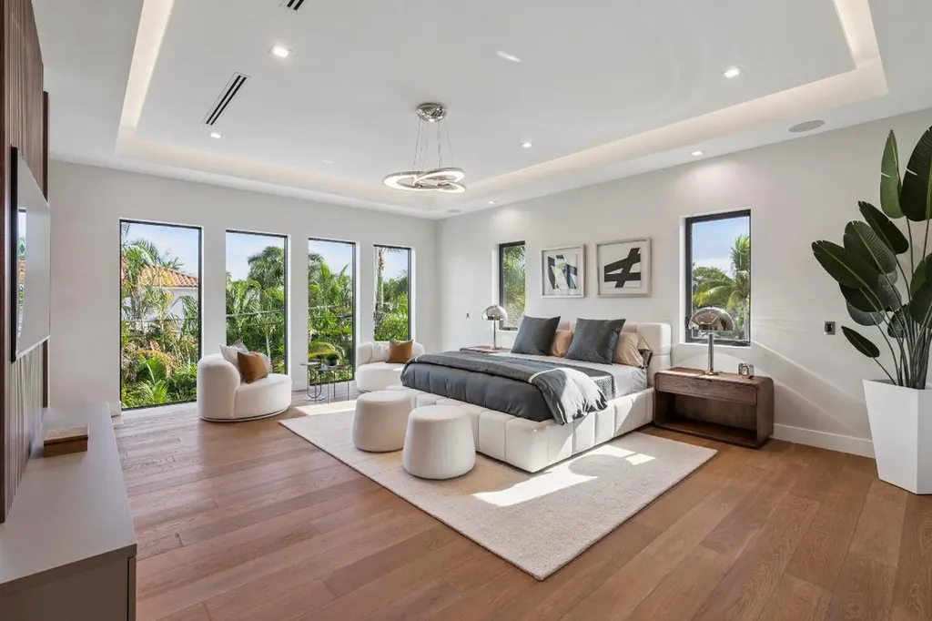 354 NE 4th Street Boca Raton FL 33432