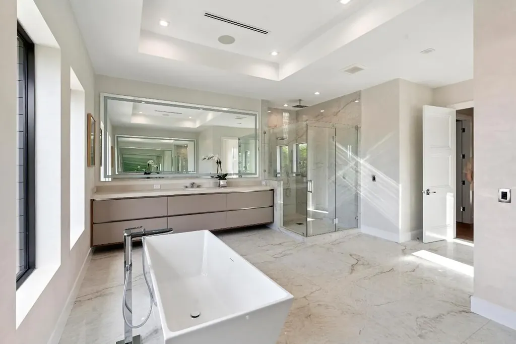 354 NE 4th Street Boca Raton FL 33432