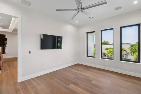 354 NE 4th Street Boca Raton FL 33432