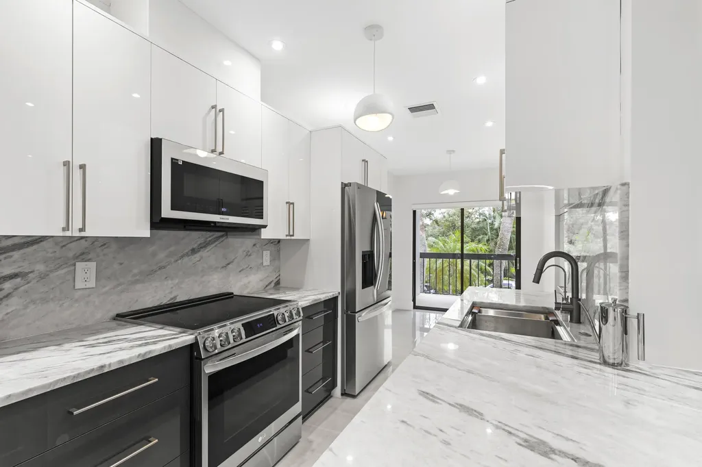 11311 Pond View C203 Drive Wellington FL 33414