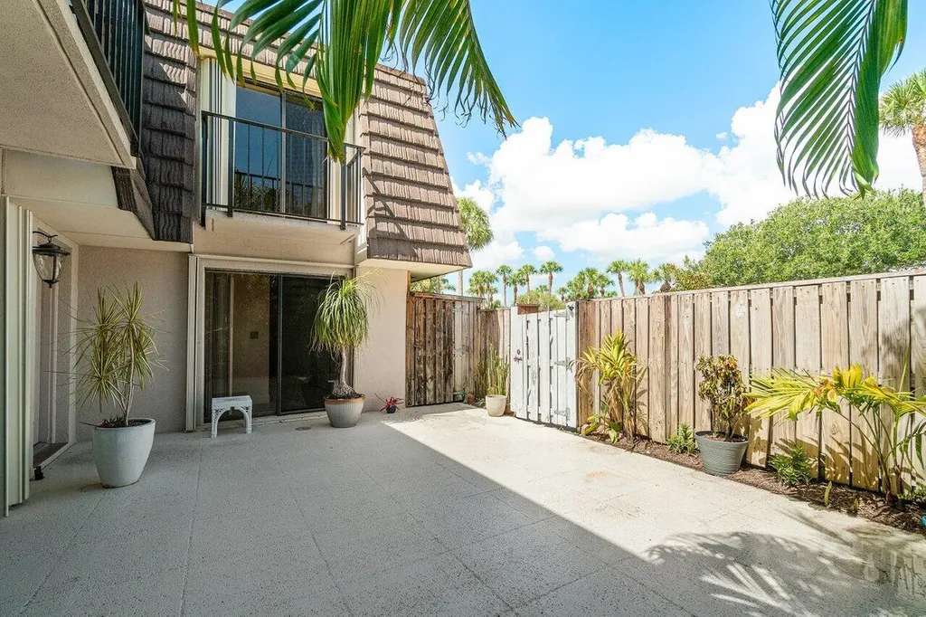 1619 16th Court Jupiter FL 33477