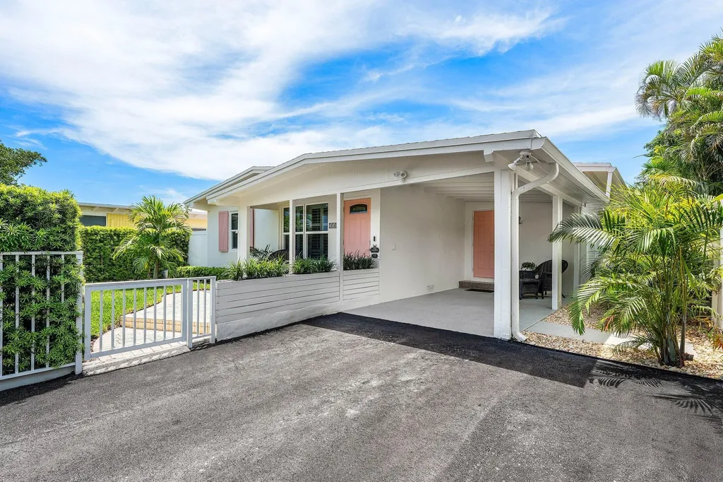 250 NE 10th Street Delray Beach FL 33444
