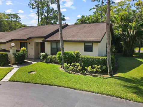 105 Rose Bay Court Royal Palm Beach FL 33411