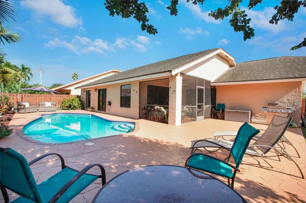 8675 SW 58th Street Cooper City FL 33328