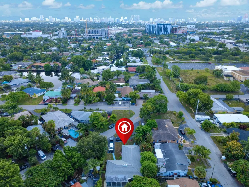 1680 NE 34th Lane Oakland Park FL 33334