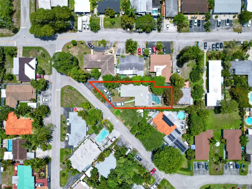 1680 NE 34th Lane Oakland Park FL 33334