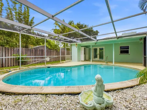 1680 NE 34th Lane Oakland Park FL 33334