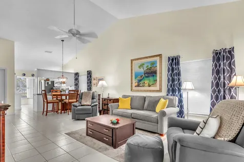 11006 SE Sea Pines Circle Hobe Sound FL 33455