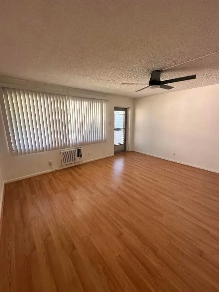 226 Canturbury West Palm Beach FL 33417