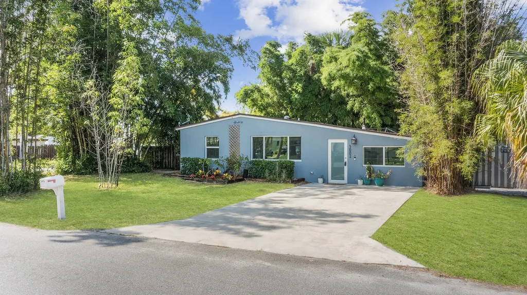 3001 French Avenue Lake Worth FL 33461