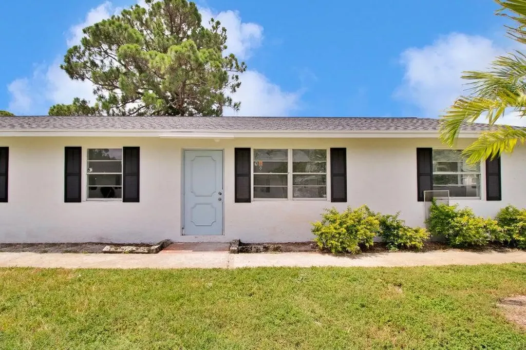 3080 Martin Avenue Greenacres FL 33463