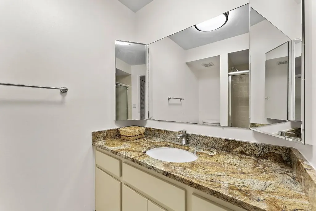 527 Brackenwood Place Palm Beach Gardens FL 33418