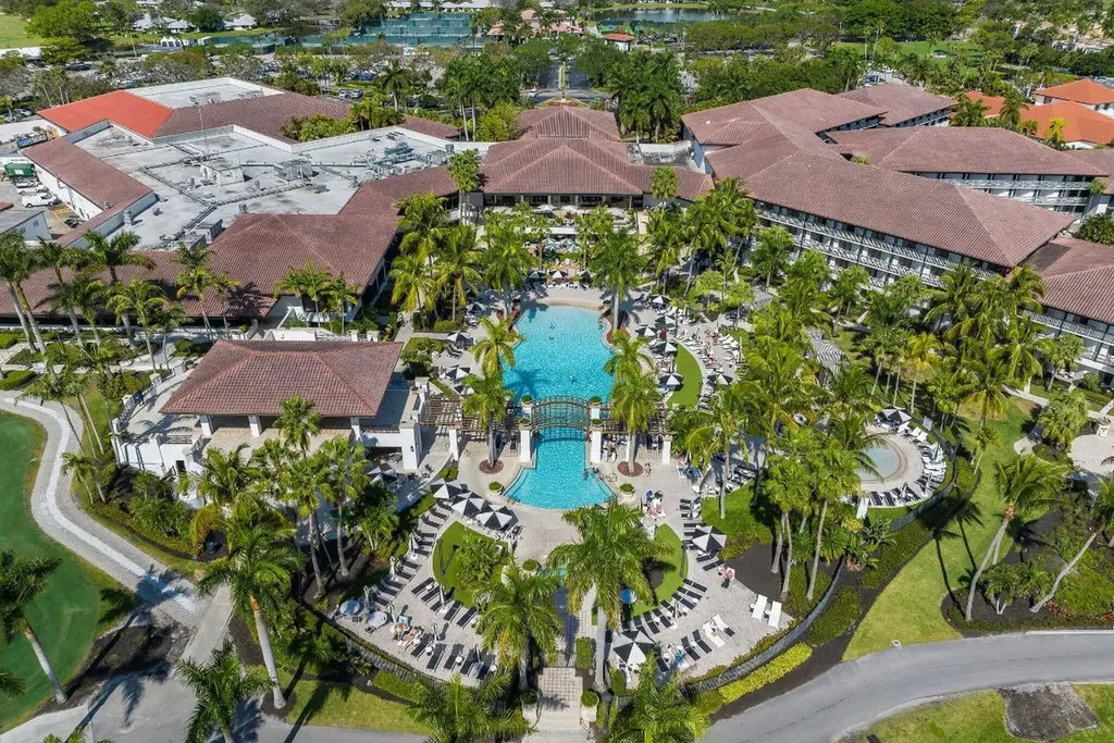 527 Brackenwood Place Palm Beach Gardens FL 33418