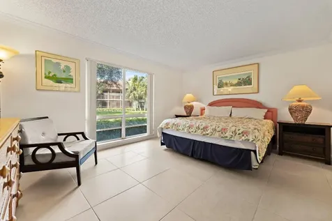 527 Brackenwood Place Palm Beach Gardens FL 33418