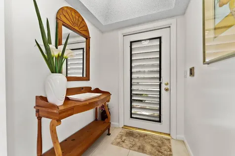 527 Brackenwood Place Palm Beach Gardens FL 33418
