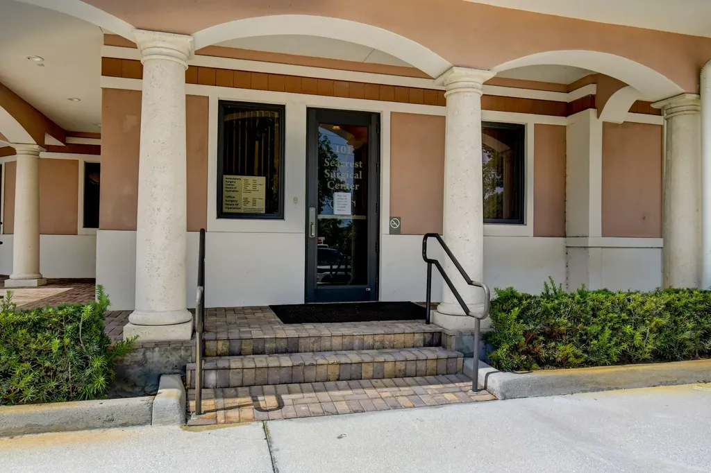 2314 S Seacrest Boulevard Boynton Beach FL 33435