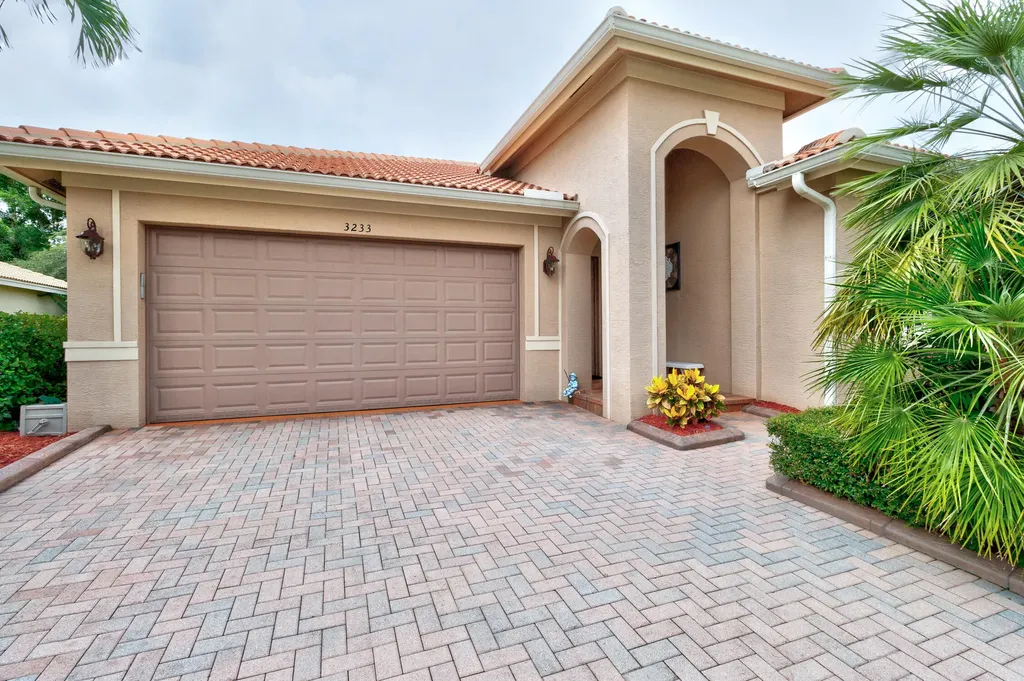 3233 Sussex Way Vero Beach FL 32966