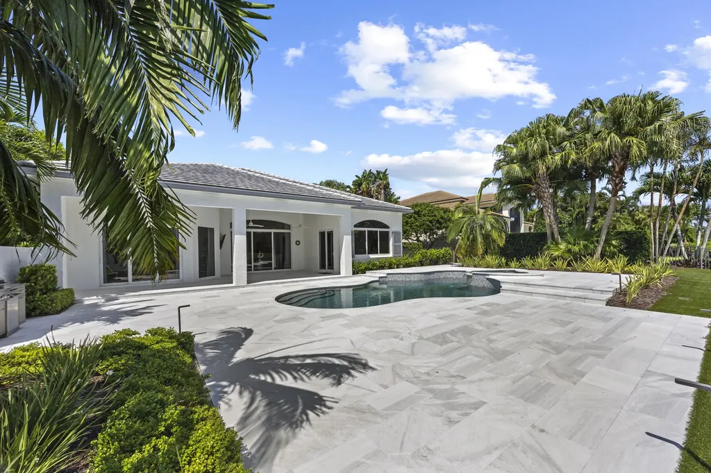 118 N Village Way Jupiter FL 33458