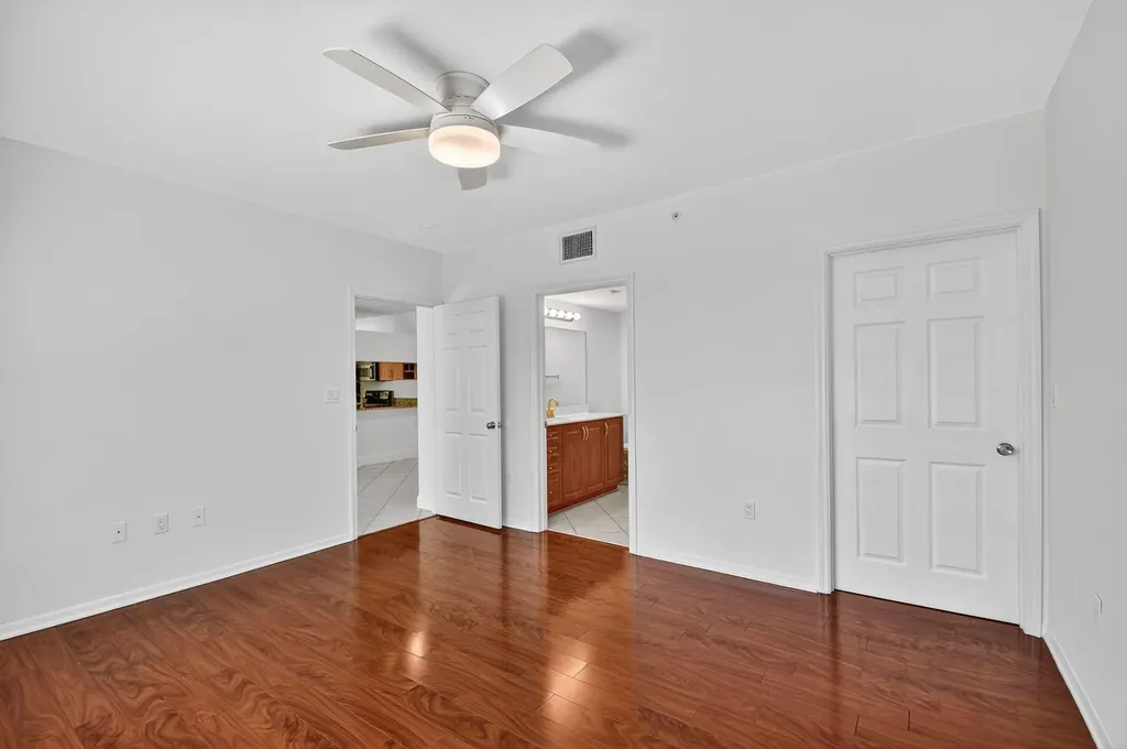 6511 Emerald Dunes Drive West Palm Beach FL 33411