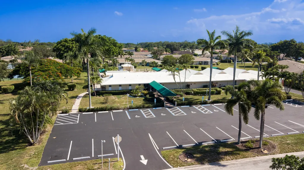 8666 Bella Vista Drive Boca Raton FL 33433