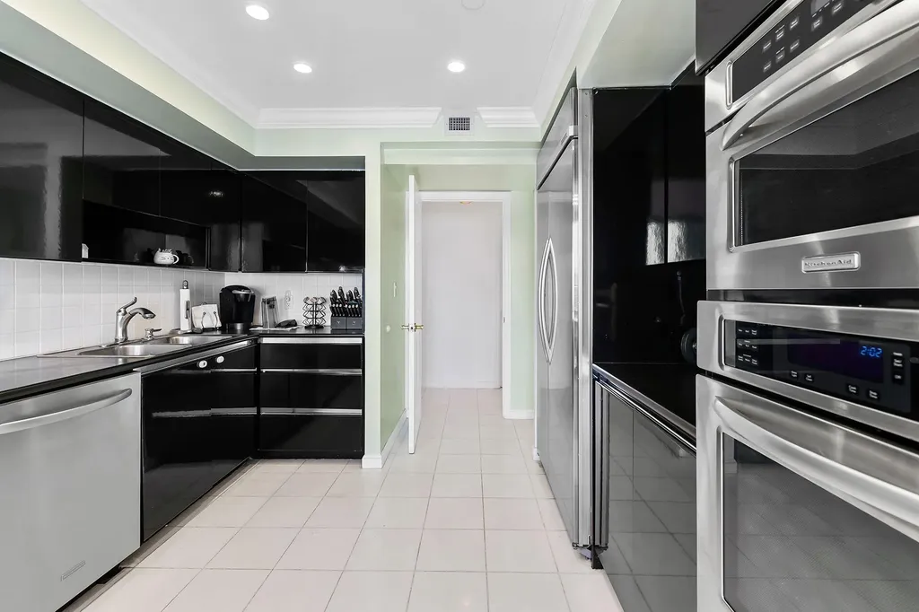 2901 S Ocean Boulevard Highland Beach FL 33487