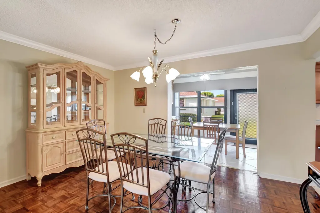 9855 Loquat Tree Run A Run Boynton Beach FL 33436