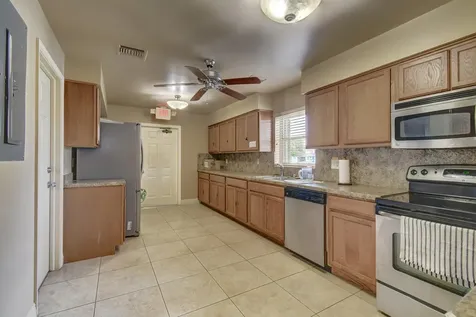 9855 Loquat Tree Run A Run Boynton Beach FL 33436