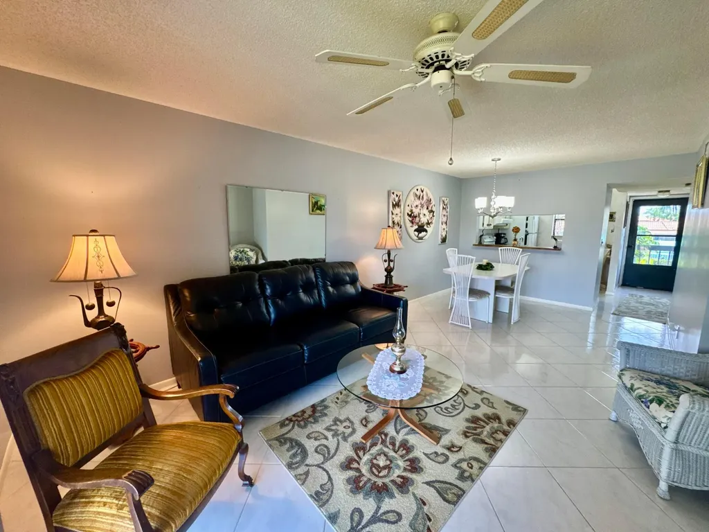 7214 Golf Colony Court Lake Worth FL 33467