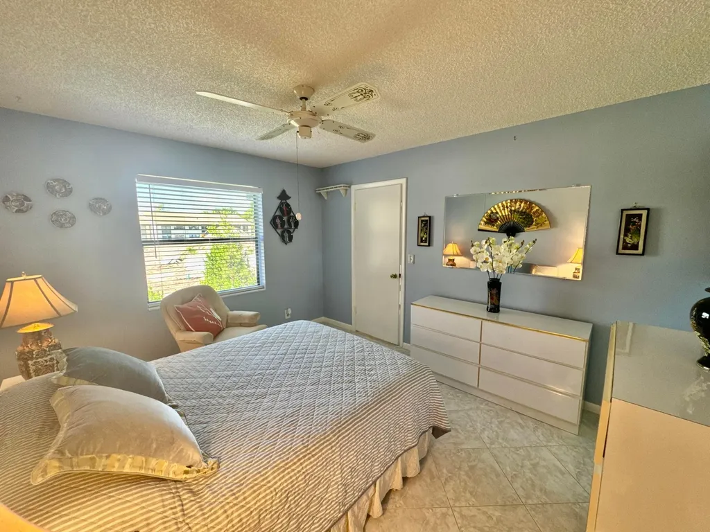 7214 Golf Colony Court Lake Worth FL 33467