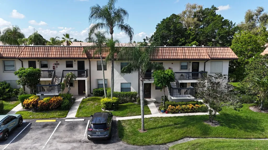 7214 Golf Colony Court Lake Worth FL 33467