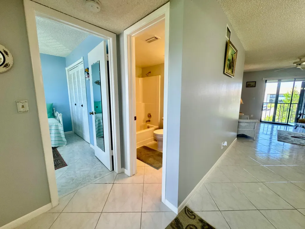7214 Golf Colony Court Lake Worth FL 33467