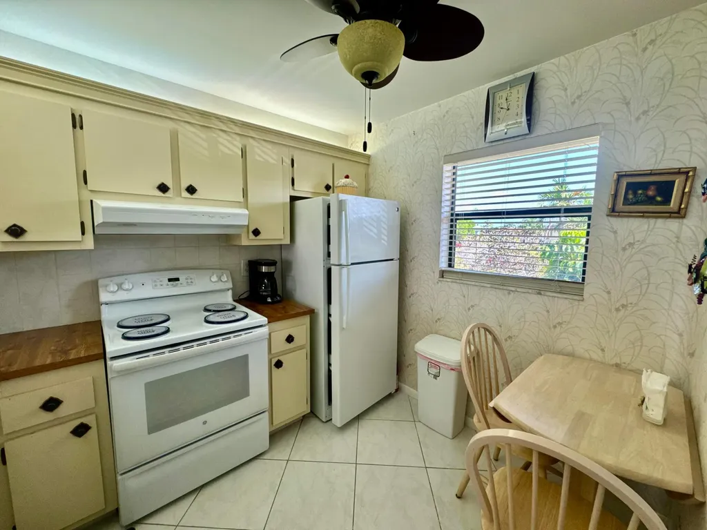 7214 Golf Colony Court Lake Worth FL 33467
