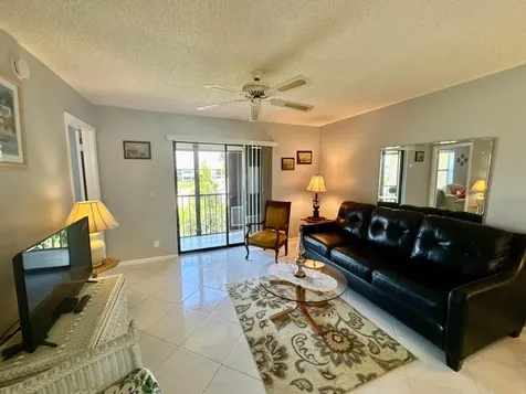 7214 Golf Colony Court Lake Worth FL 33467
