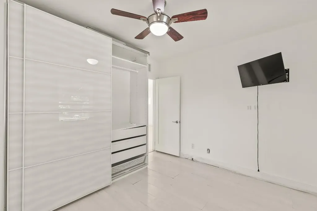 1637 N Victoria Park Road Fort Lauderdale FL 33305